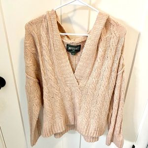 American Eagle oversized V-neck pink sweater